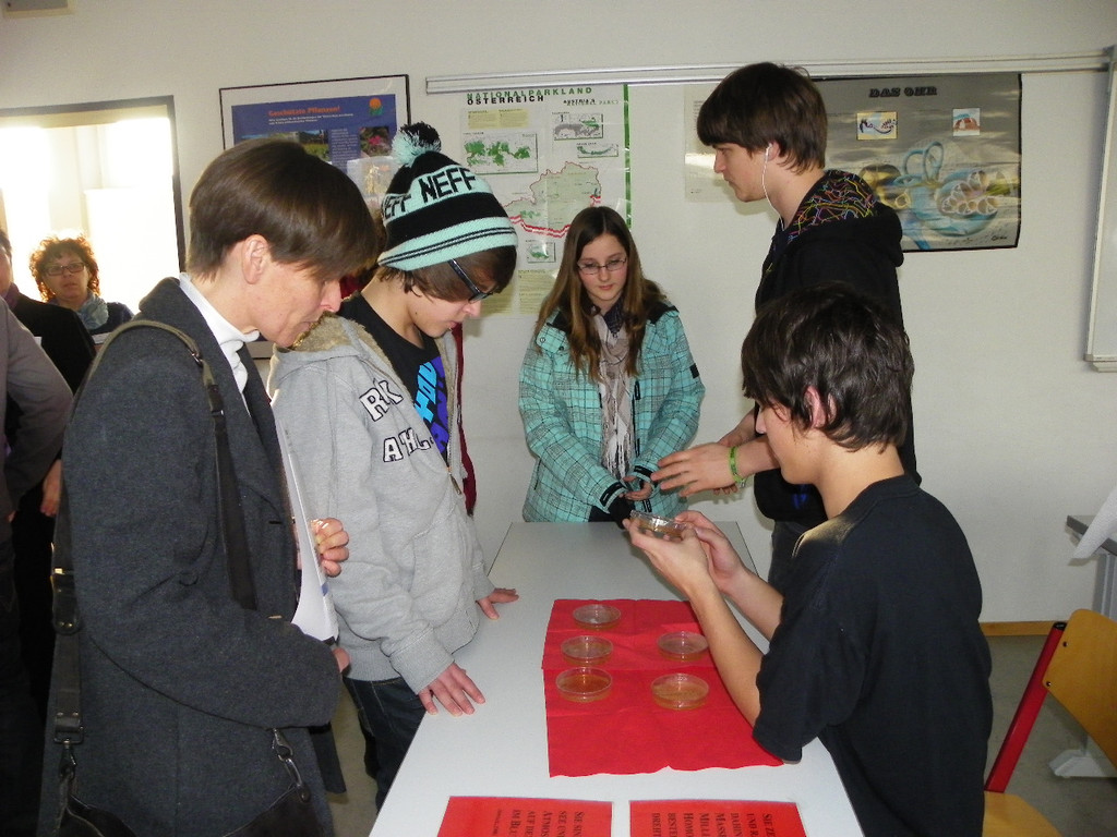 109_0143_jpg-1296690998