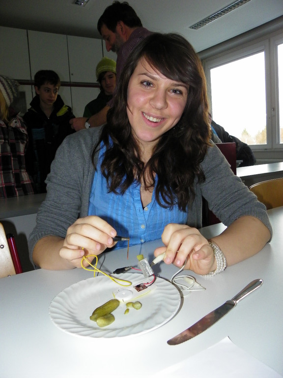 109_0147_jpg-1296691009