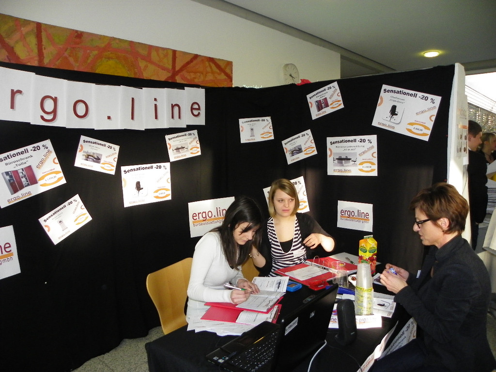 109_0136_jpg-1296691111