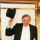 Lugners: Opernball Anprobe 2011