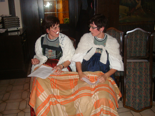 Michaela und Bettina.JPG