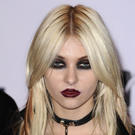 Taylor Momsen im Grufti -Look