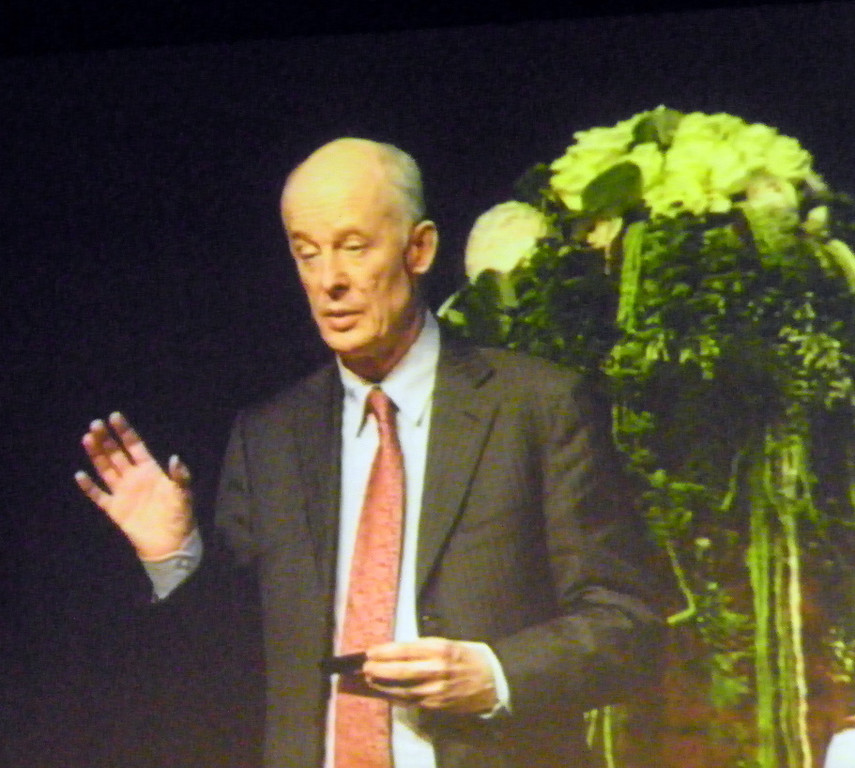 109_0496_jpg-1296937099