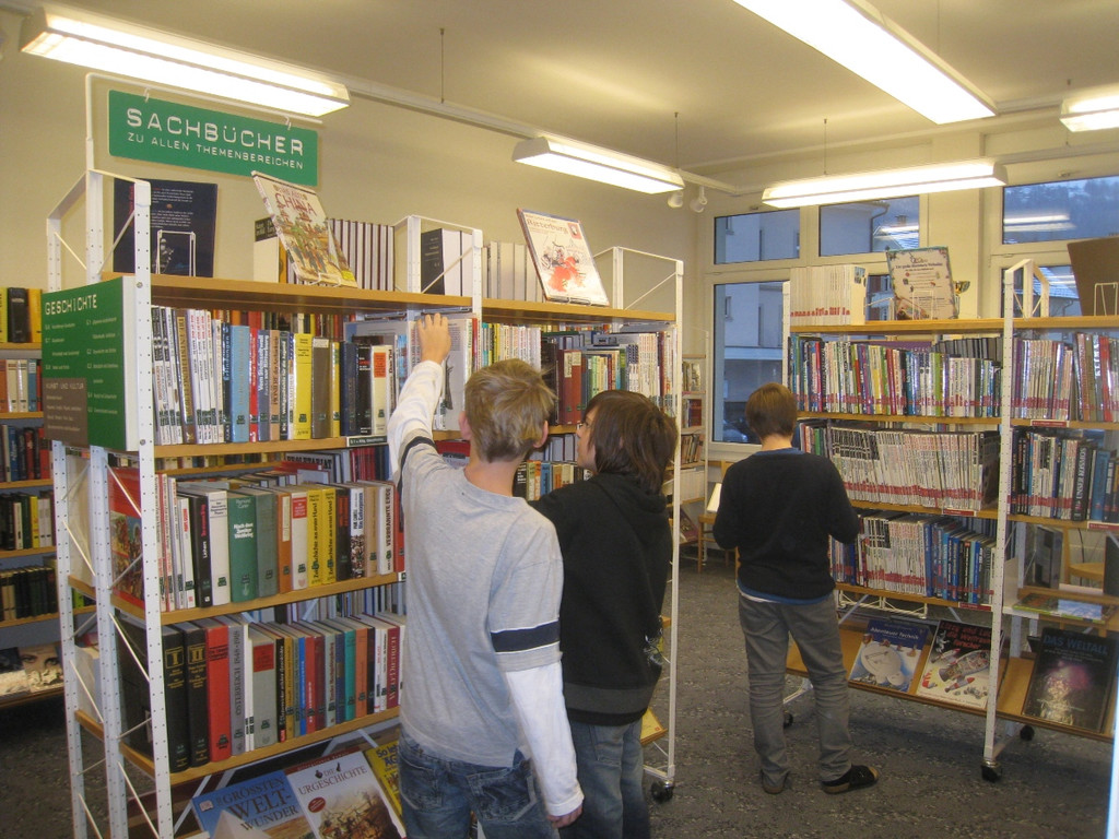 Buecherei als Schulbibliothek _21__jpg-1296939659