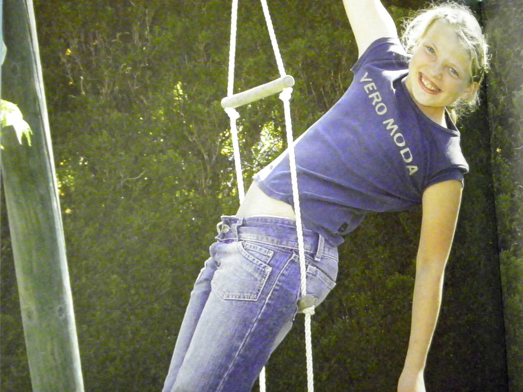 109_0529_jpg-1296946013