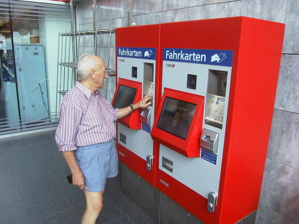 Fahrkarten-Automaten 02-07-16_JPG-1296987729