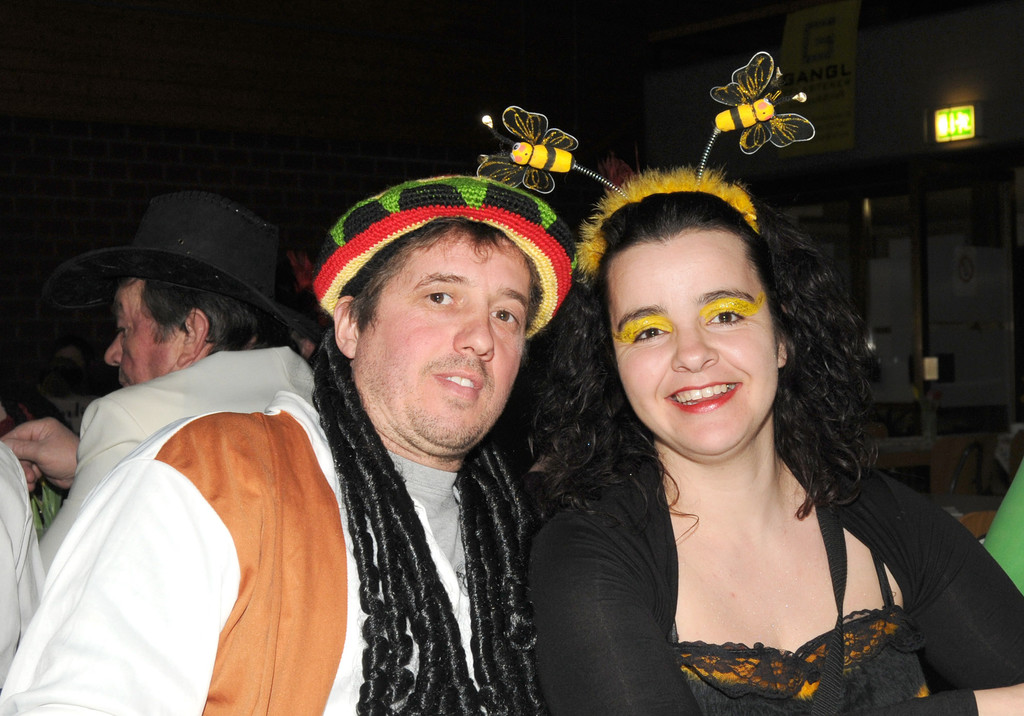 SCF-Ball 05-02-2011 12_jpg-1296987392