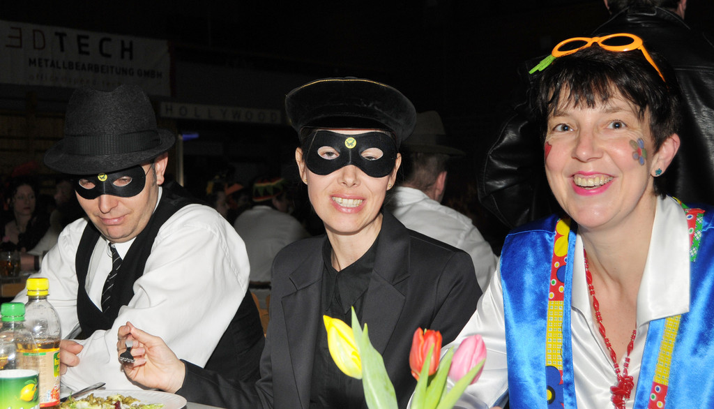 SCF-Ball 05-02-2011 28_jpg-1296987517