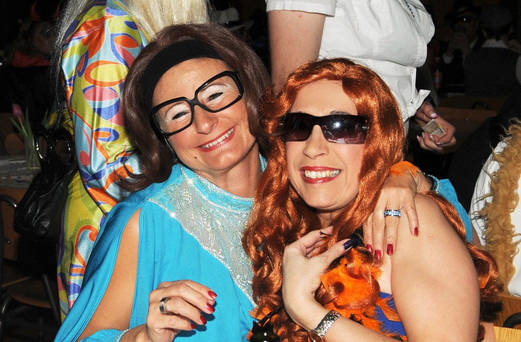 SCF-Ball 05-02-2011 39_jpg-1296987596