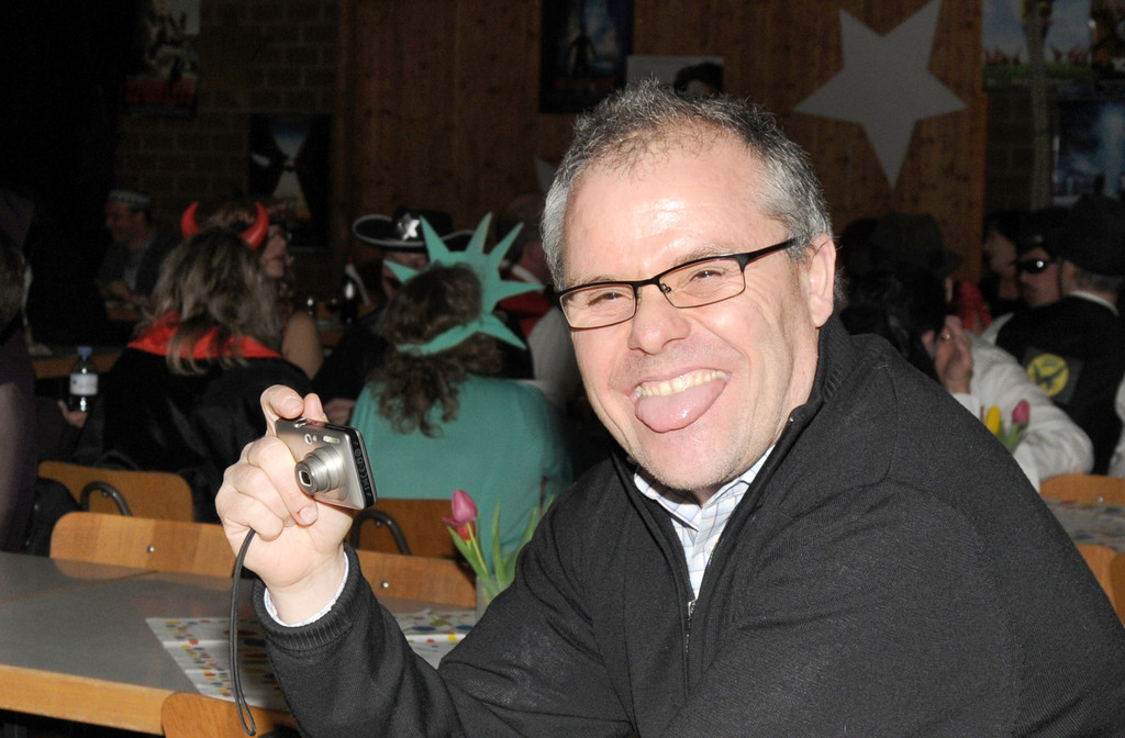 SCF-Ball 05-02-2011 46_jpg-1296987631