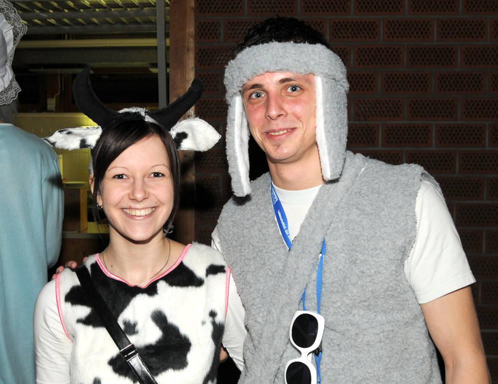 SCF-Ball 05-02-2011 59_jpg-1296987688