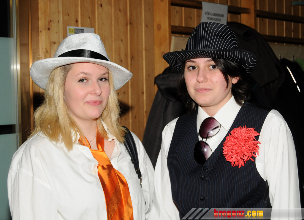 SCF-Ball 05-02-2011 109_jpg-1296989607.jpg