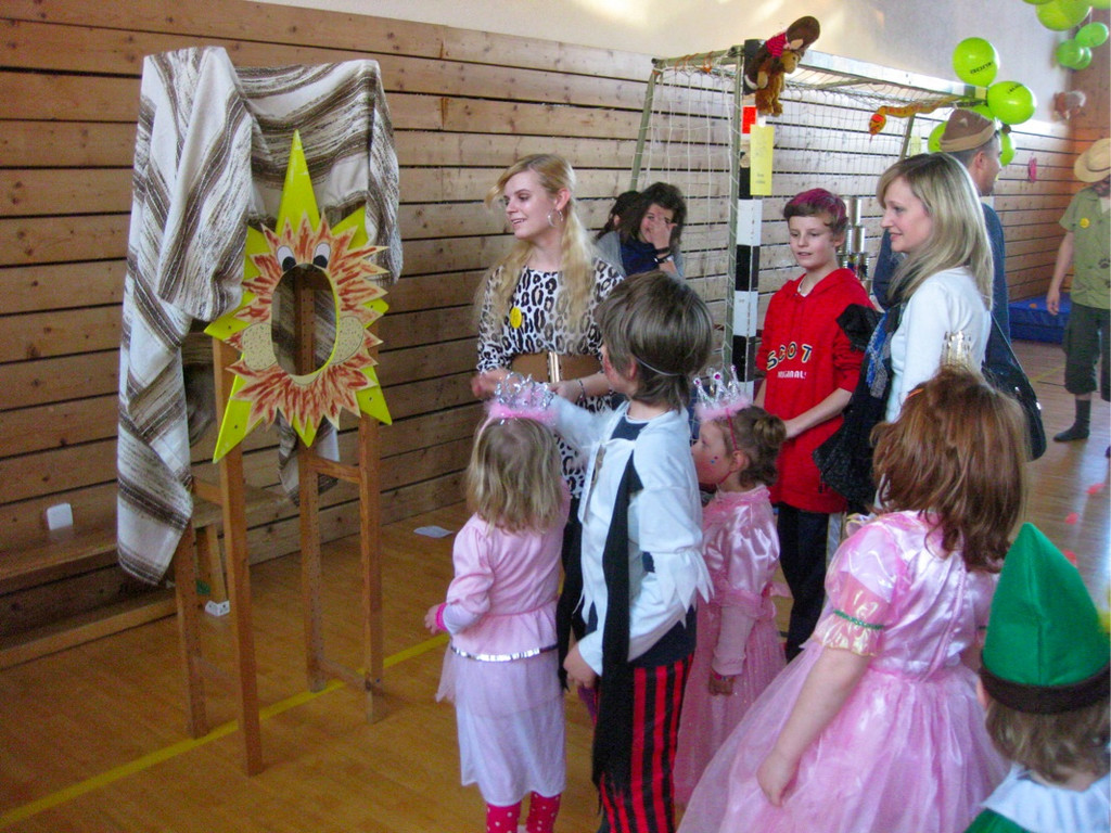 BK_nofler_kinderfasching 48_jpg-1297021532
