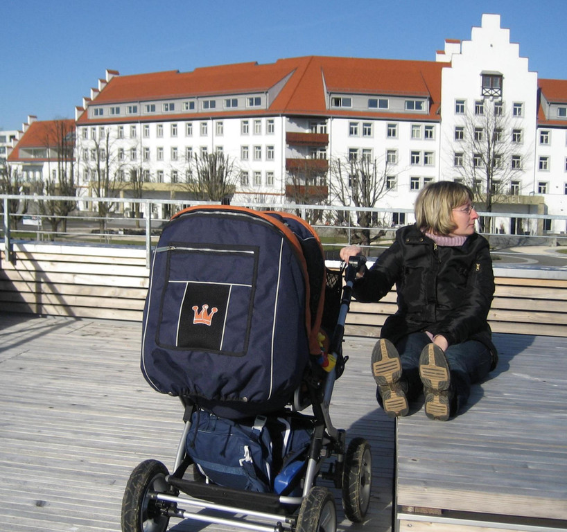 Badehaus Kinderwagen_jpg-1297030026