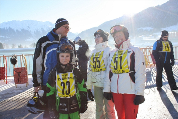 Teilnehmer beim Rodeln_jpg-1297063604