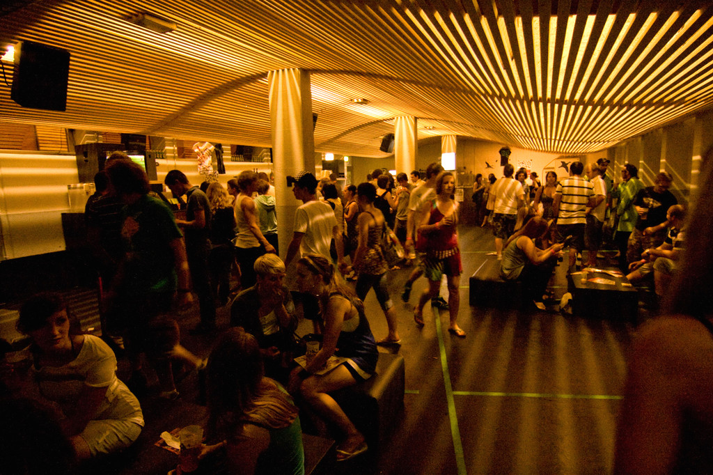 poolbar2010_10062010_Poolbar_MatthiasWild-2_jpg-1297067922
