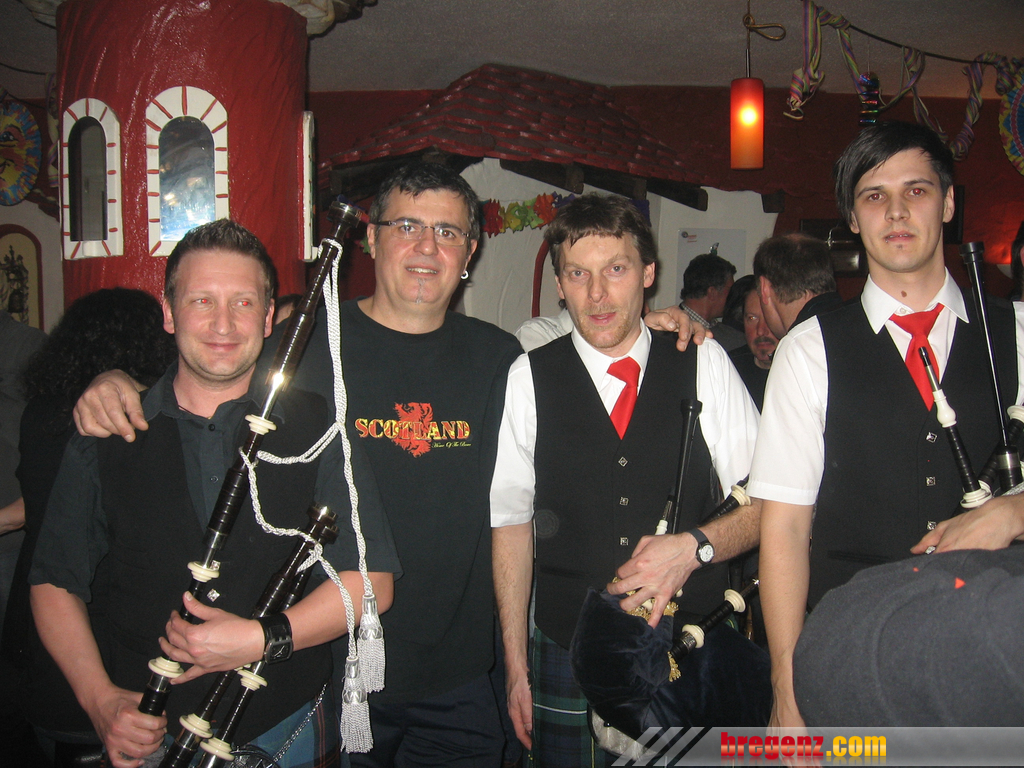 The Jamesons 05_02_11 044_JPG-1297096823.jpg