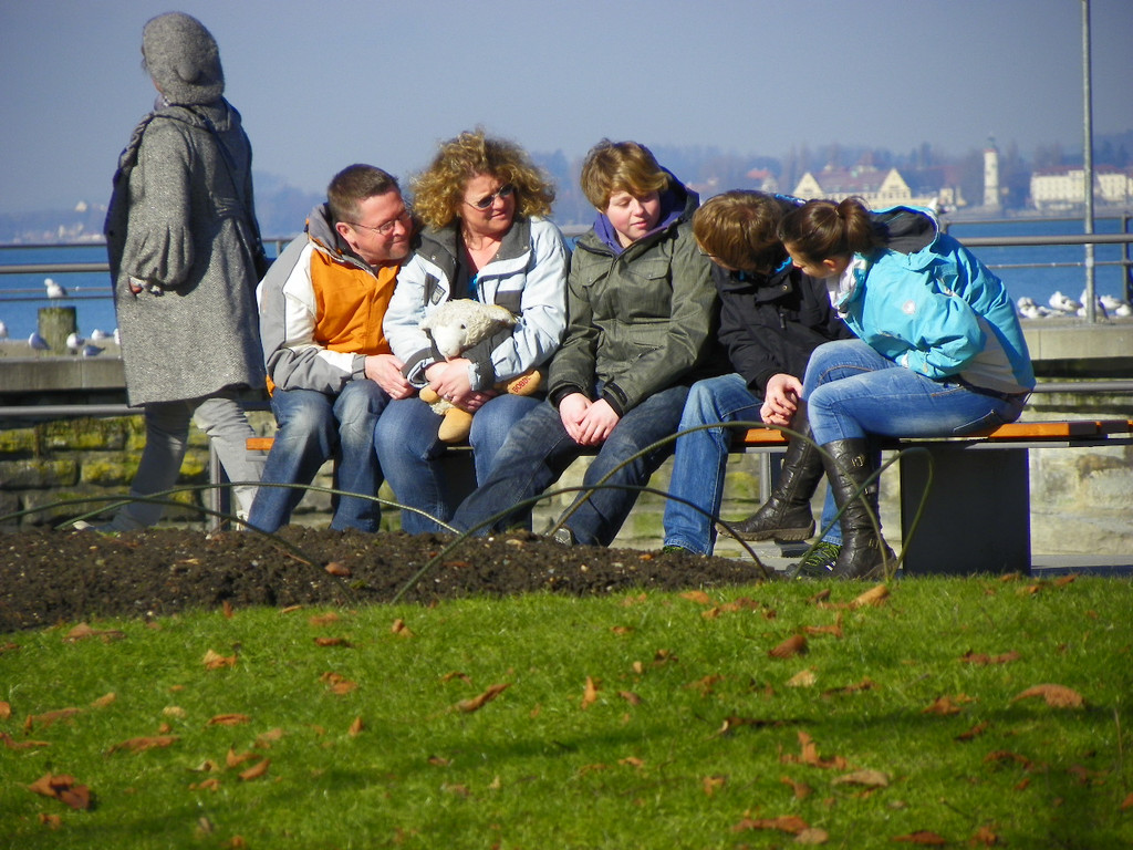 109_0700_jpg-1297207153