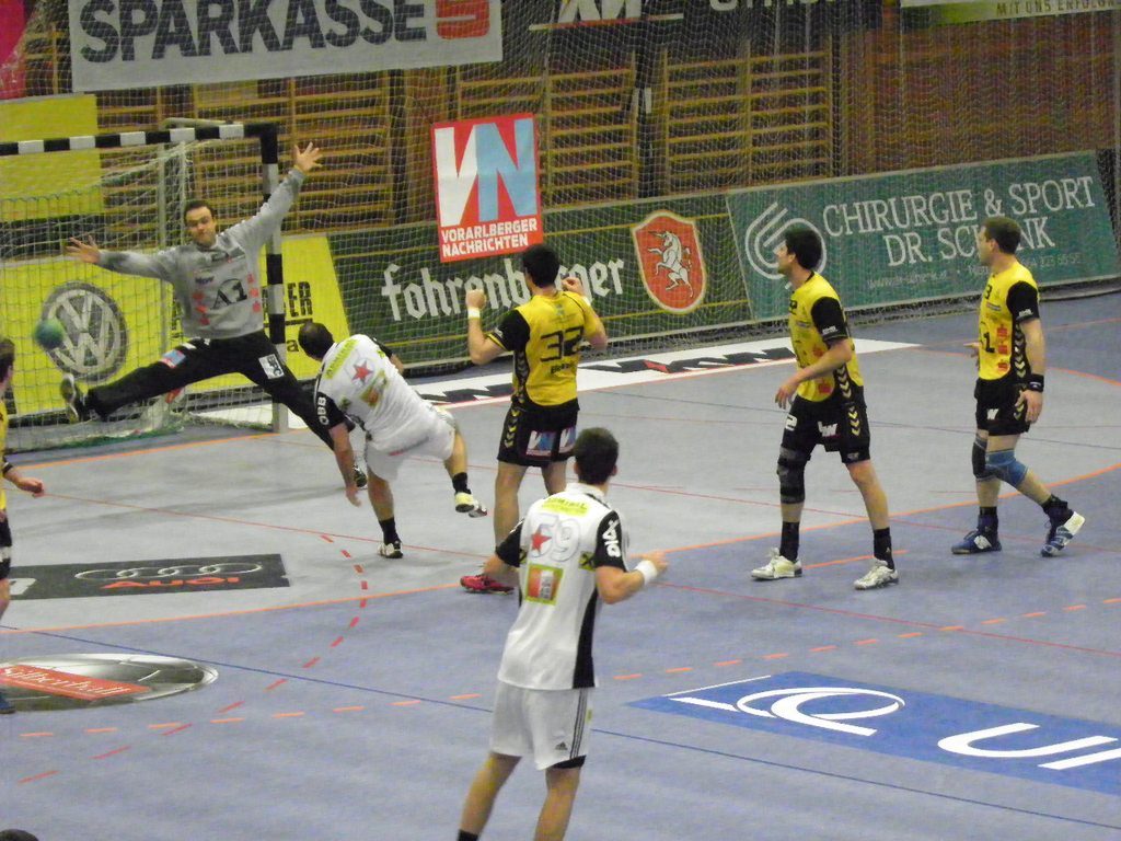 109_0821_jpg-1297208945