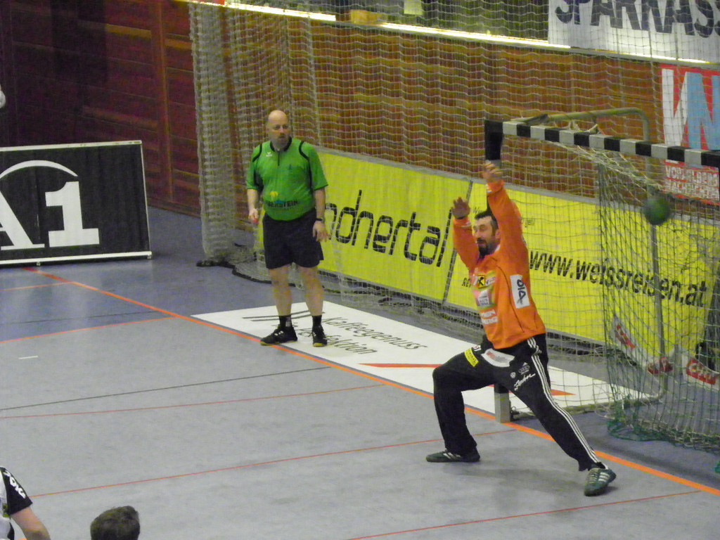 109_0824_jpg-1297208953