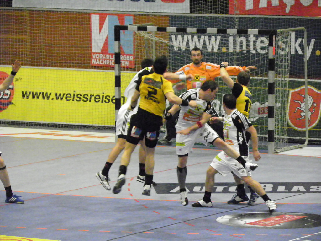 109_0816_jpg-1297209326