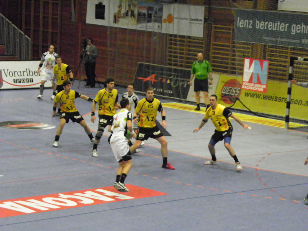 109_0771_jpg-1297209162