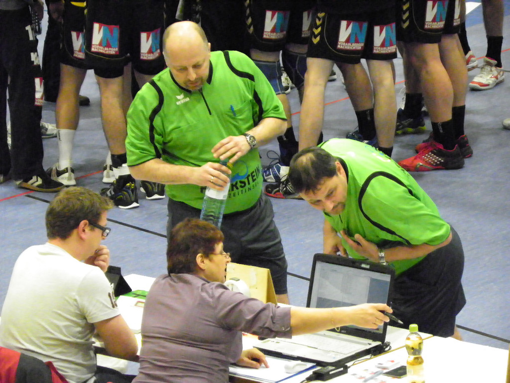 109_0784_jpg-1297209205