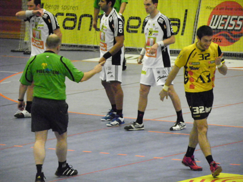 109_0797_jpg-1297209258