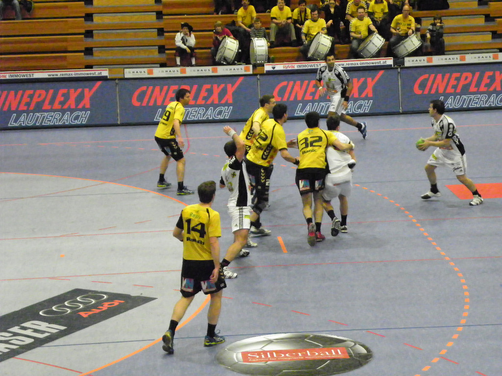 109_0798_jpg-1297209266