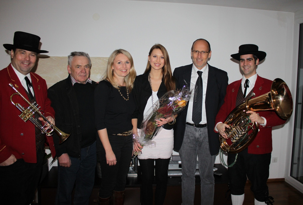 Miss Ehrung Gemeinde 09-02-2011 _1__jpg-1297280783