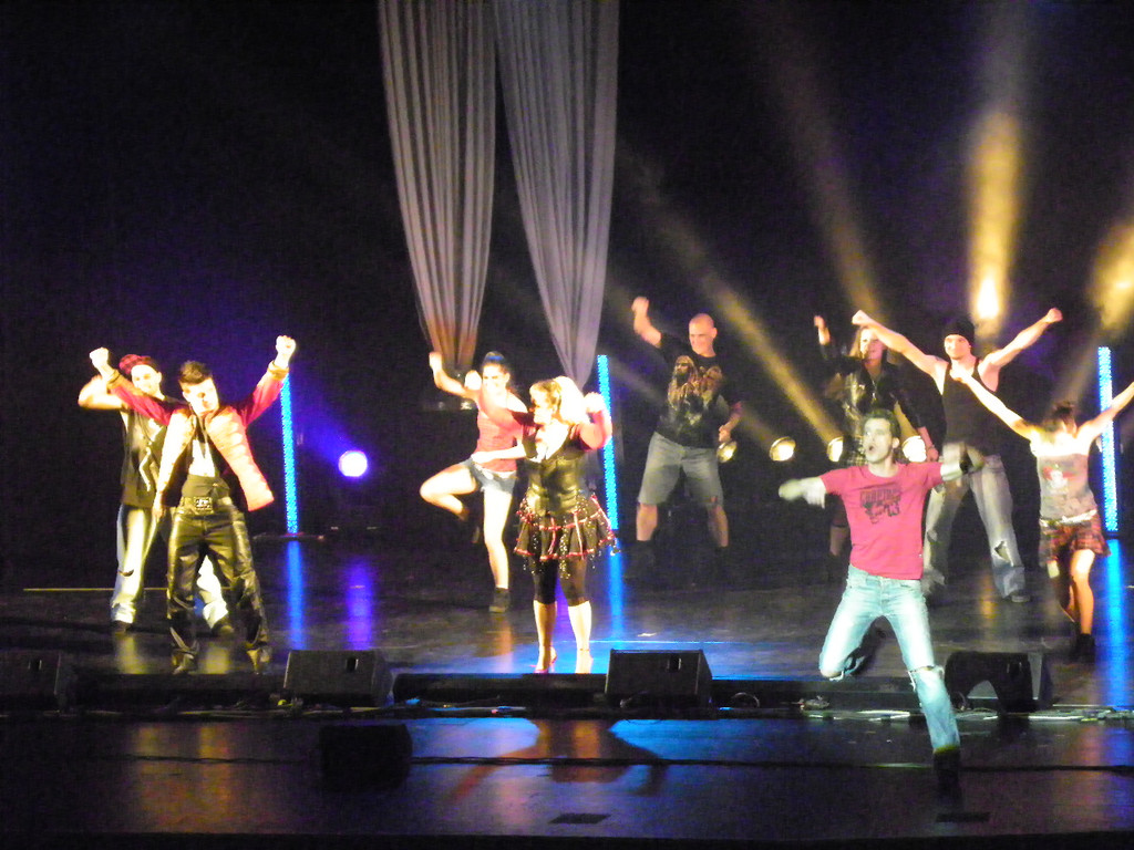 109_1581_jpg-1297289810