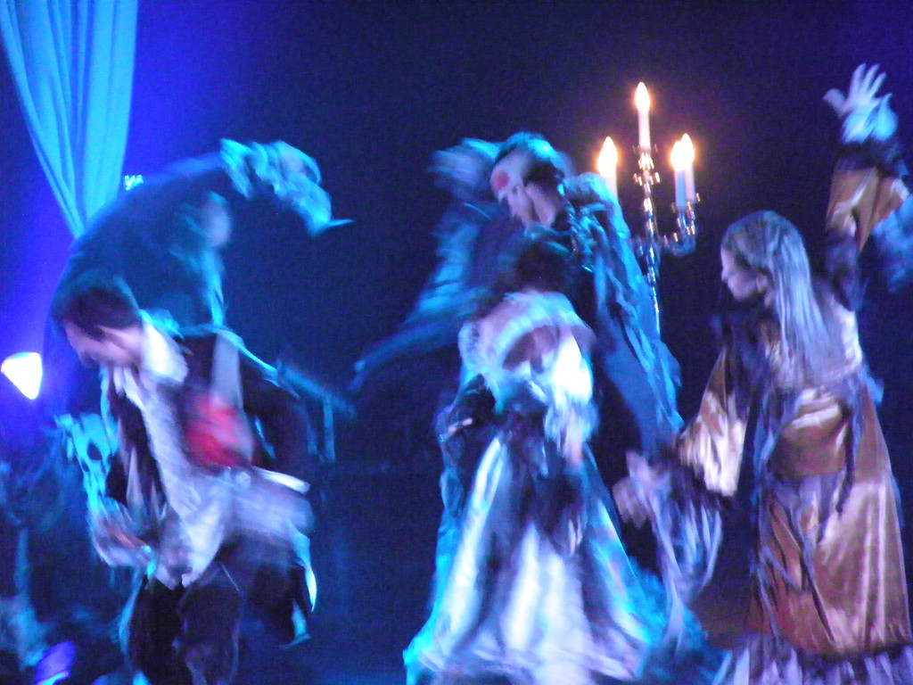 109_1565_jpg-1297289788