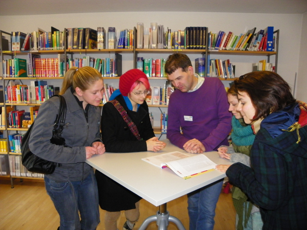 109_0579_jpg-1297383655