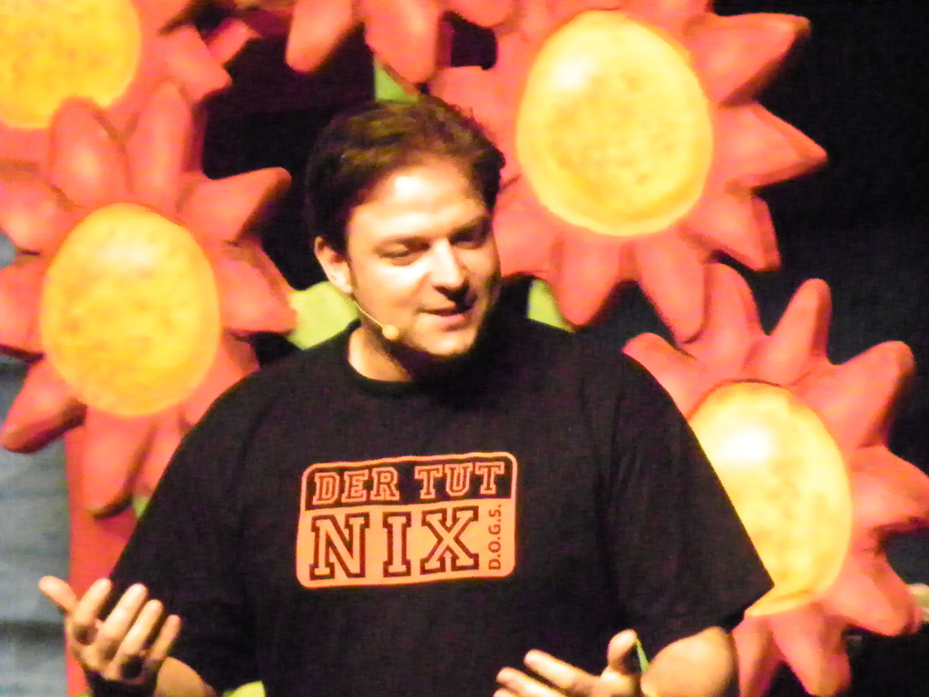 109_1719_jpg-1297386515