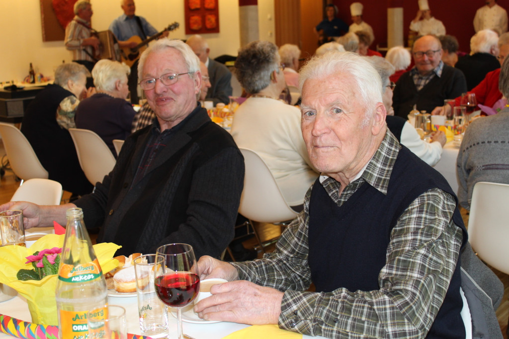 essen auf r__der nachmittag_sz r__this _36_.jpg