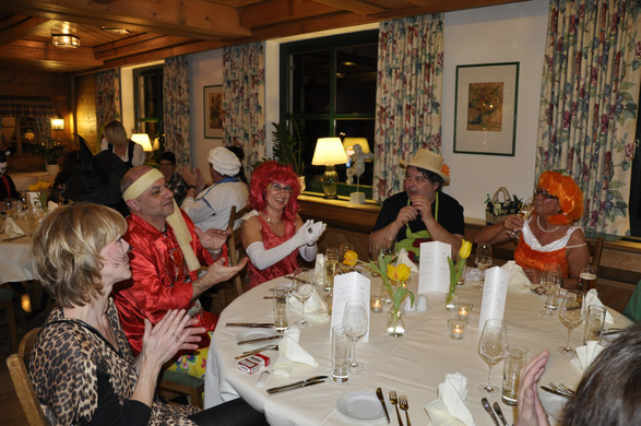 aur12_JPG-1297492647