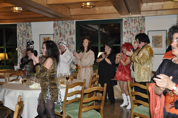 aur13_JPG-1297492734