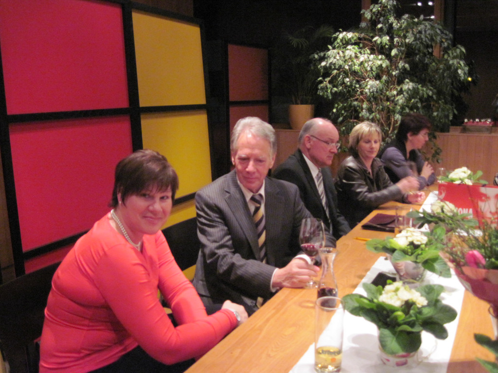 IMG_0023_JPG-1297590212