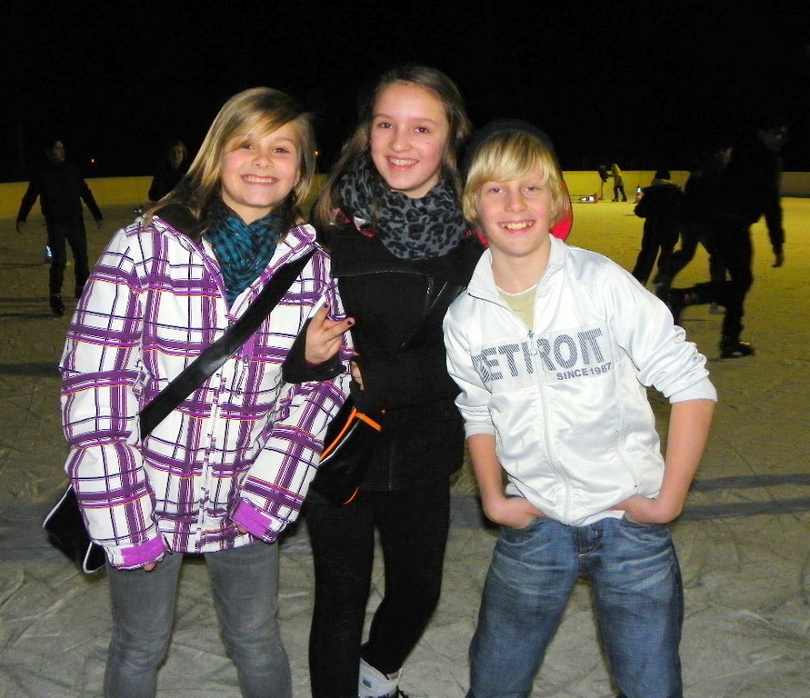 109_0858_jpg-1297604114