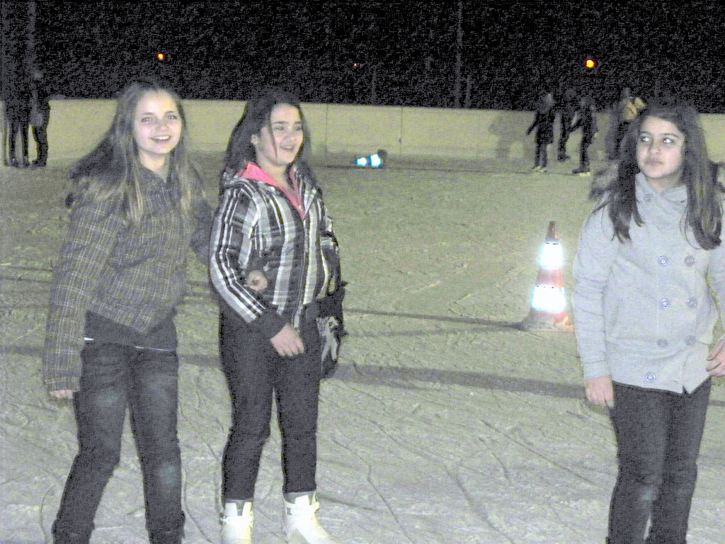 109_0872_jpg-1297604147