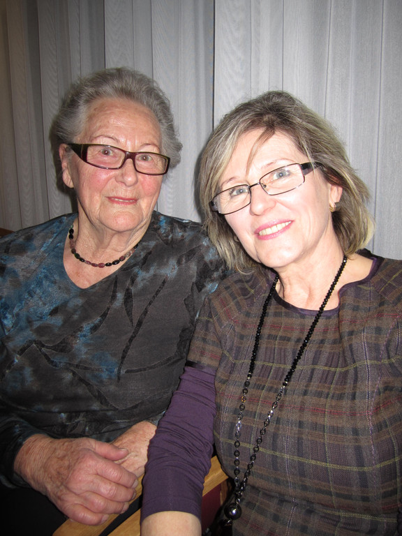 2011 02 08_1917.JPG