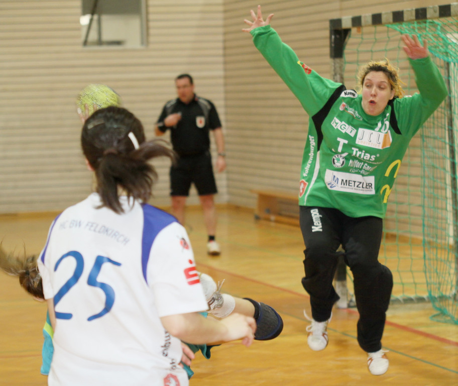 Handball Damen FK - Hypo 2  011 080_jpg-1297677143