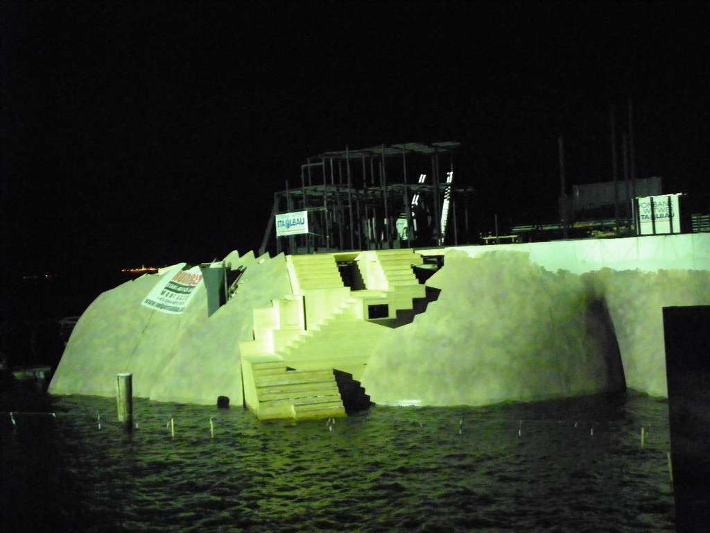 108_8544_jpg-1297707746