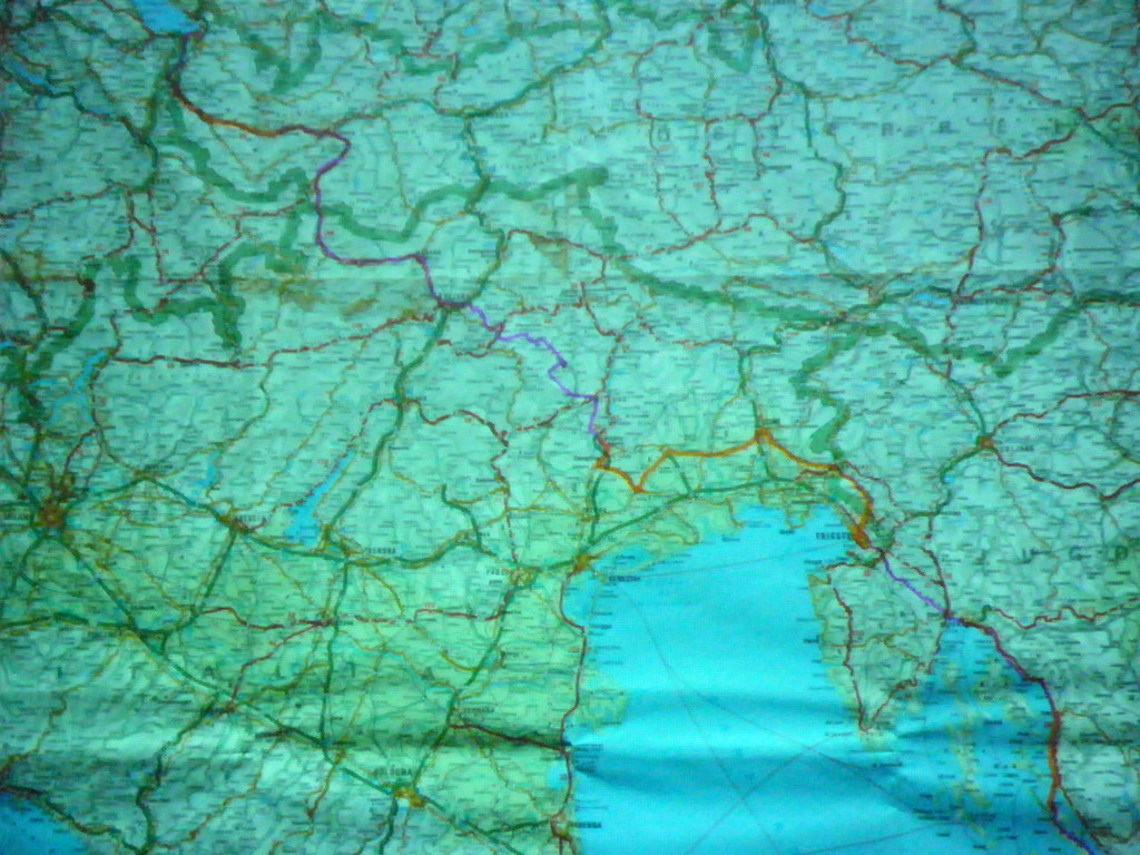 109_1693_jpg-1297712245