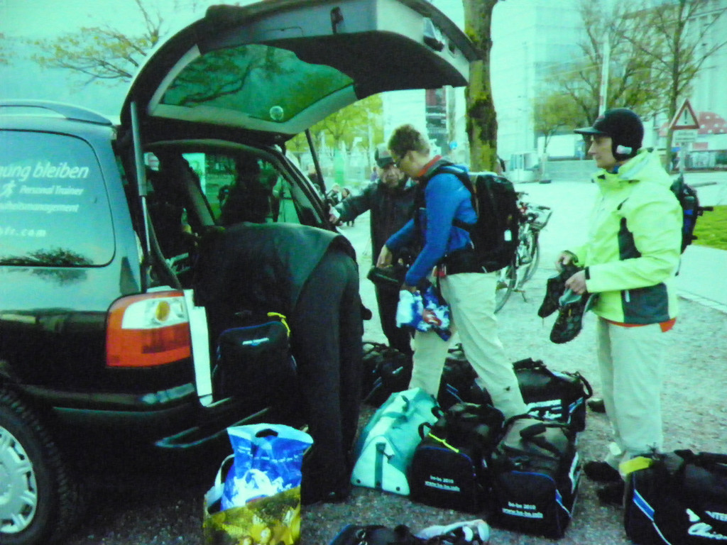 109_1694_jpg-1297712252