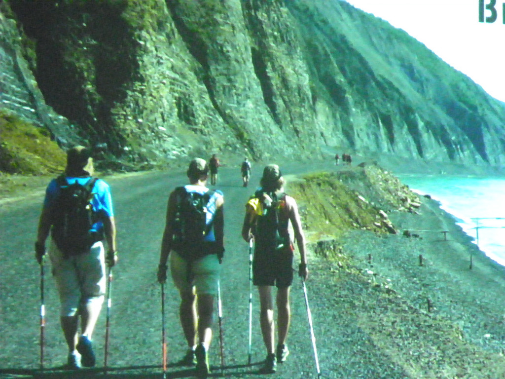 109_1685_jpg-1297712309