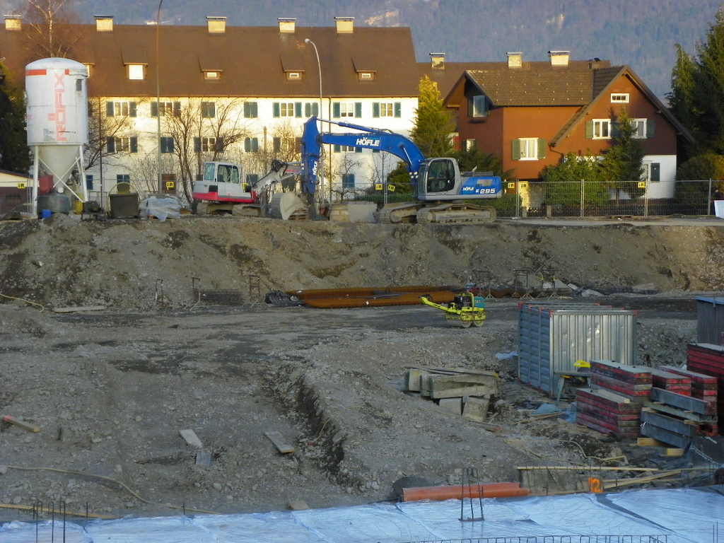 109_1440_jpg-1297885706