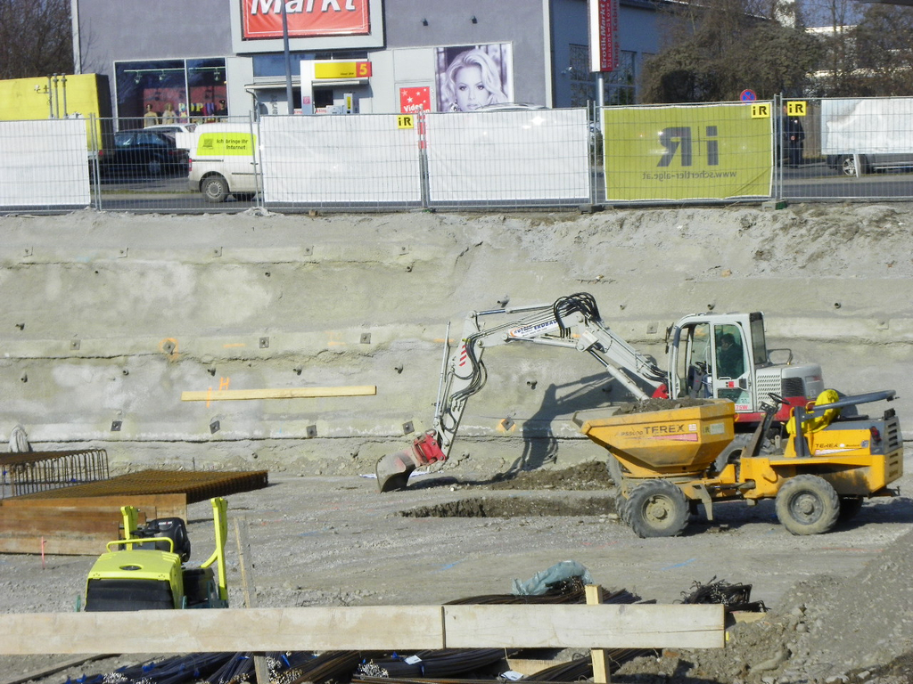 109_3390_jpg-1297961825