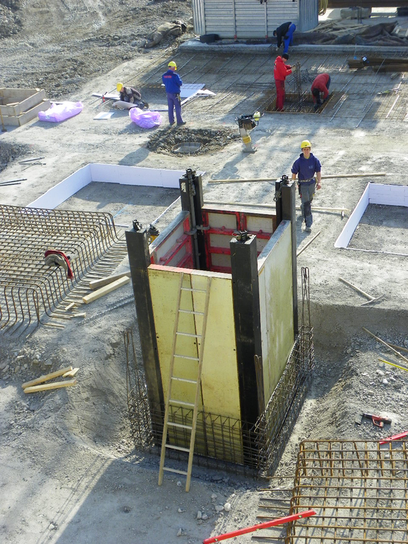 109_3404_jpg-1297961878