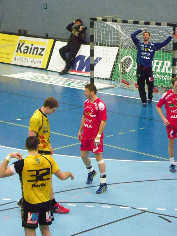 109_3984_jpg-1297963890